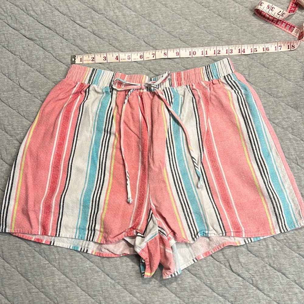 Linen blend high rise shorts